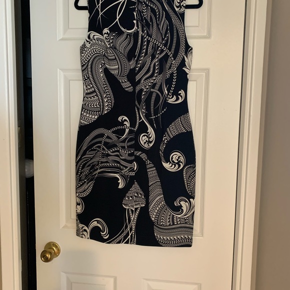 Versace black white print dress - Picture 2 of 10